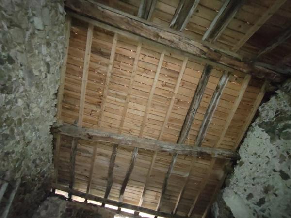 Immobilier Confolens (16500) – Maison de village 150m2 – 25 000 €