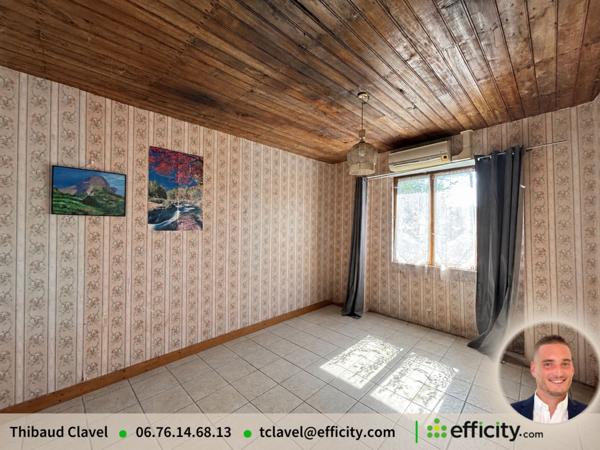 Immeuble
         8 pièces
        - 211 m² 199 900 € *