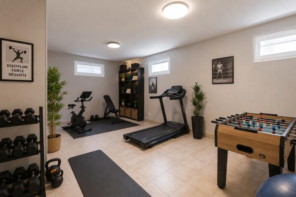 Aulnay-sous-Bois ? Le Parc , Maison 291 m² , 5 chambres, Jardin sans vis-à-vis ? Bureau indépendant Aulnay sous bois