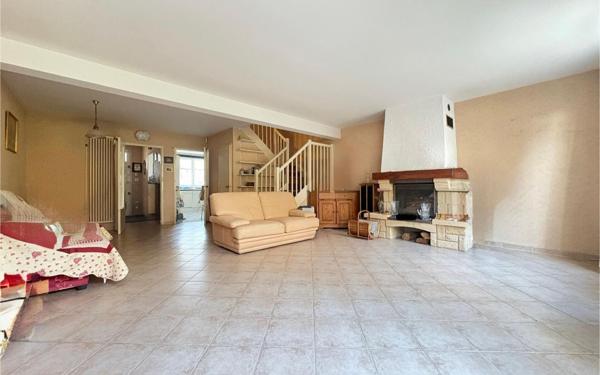 Maison à vendre    5 pièces •  Mennecy