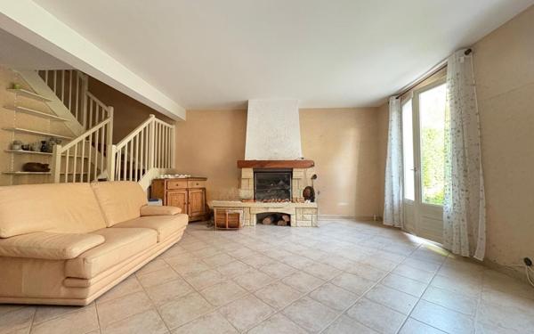 Maison à vendre    5 pièces •  Mennecy