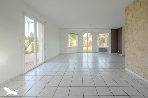 Maison à vendre |                                       Le Taillan-Médoc |                                        6 pièces  |  123 m²