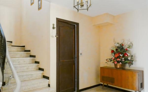 Maison à vendre    6 pièces •  Bagnols-sur-Cèze