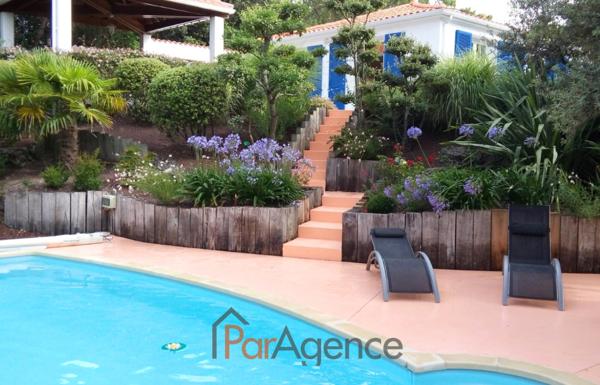 A 200 M DE LA PLAGE DU PLATIN VILLA 6 PIECES AVEC PISCINE