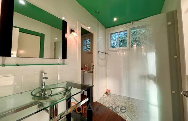 A 200 M DE LA PLAGE DU PLATIN VILLA 6 PIECES AVEC PISCINE