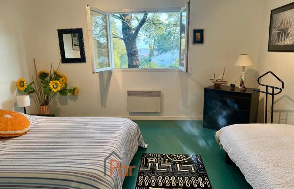 A 200 M DE LA PLAGE DU PLATIN VILLA 6 PIECES AVEC PISCINE