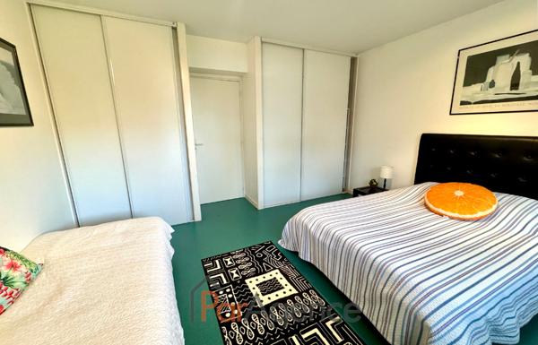 A 200 M DE LA PLAGE DU PLATIN VILLA 6 PIECES AVEC PISCINE