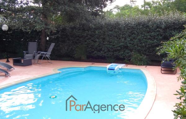 A 200 M DE LA PLAGE DU PLATIN VILLA 6 PIECES AVEC PISCINE