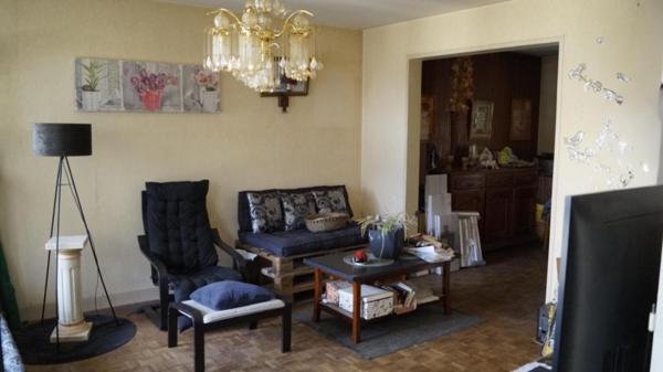 Maison Villeneuve Saint Georges sur sous-sol total + grenier aménageable
