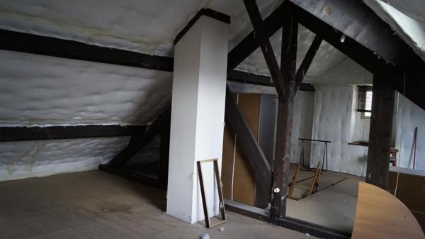 Maison Villeneuve Saint Georges sur sous-sol total + grenier aménageable