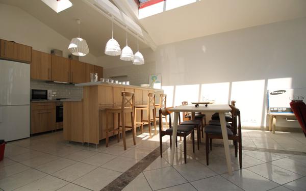 Maison à louer    1 pièce • 253,84 m2 Choisy-le-Roi