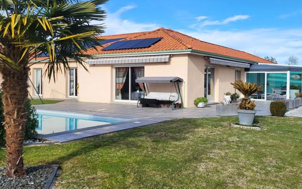 Maison à vendre    4 pièces •  Orleix