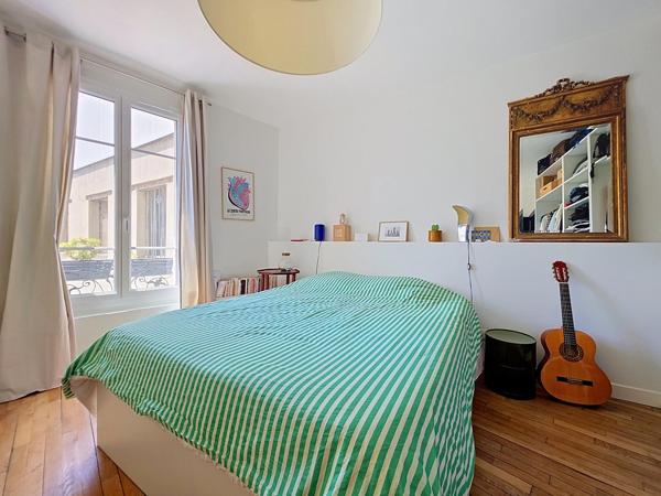 GRAND 2 PIECES ENTIEREMENT RENOVE PAR ARCHITECTE