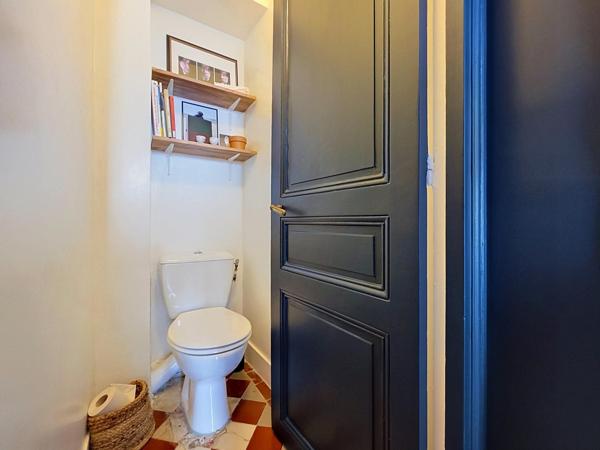 GRAND 2 PIECES ENTIEREMENT RENOVE PAR ARCHITECTE