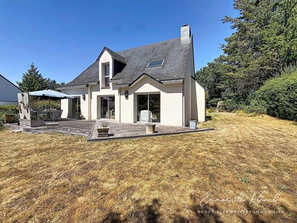 « L'Écrin Vert », une maison familiale sur plus de 2 000 m² de terrain, à 10 min de Vannes. PLESCOP