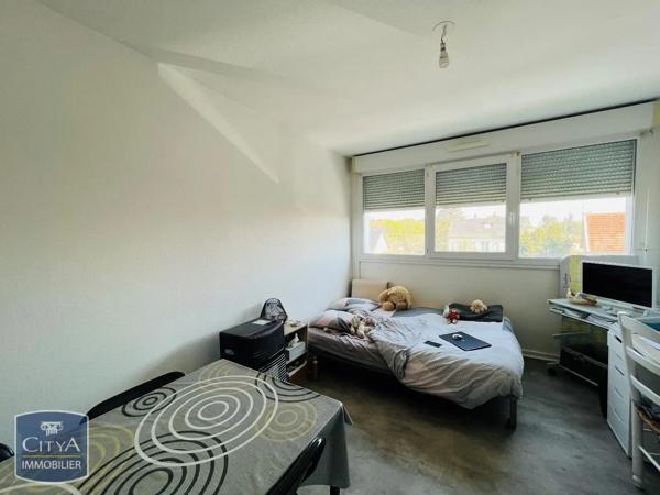 Appartement à louer 1 pièce 25m² Chambray-lès-Tours (37170)
