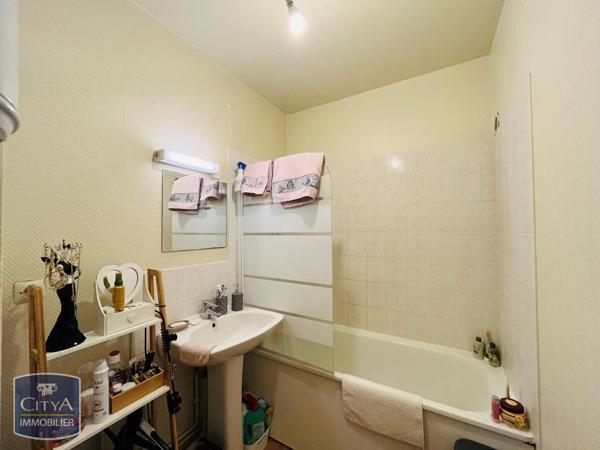Appartement à louer 1 pièce 25m² Chambray-lès-Tours (37170)