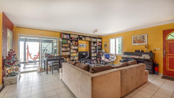 Maison de plain-pied 161 m² - terrain 1 550 m² - secteur calme sans vis-à-vis