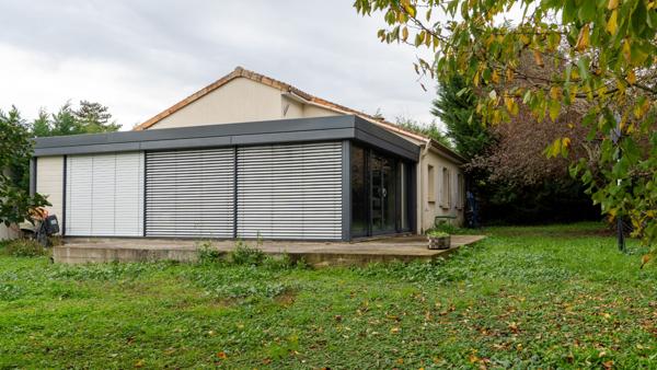 Maison de plain-pied 161 m² - terrain 1 550 m² - secteur calme sans vis-à-vis