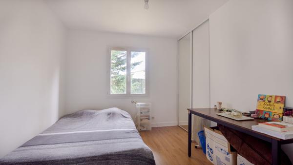 Maison de plain-pied 161 m² - terrain 1 550 m² - secteur calme sans vis-à-vis