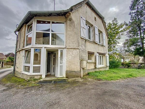 Maison petit prix à 5km de Beaulieu Sur Dordogne - 2 Chambres - 2 Véranda - Visite virtuelle disponible.