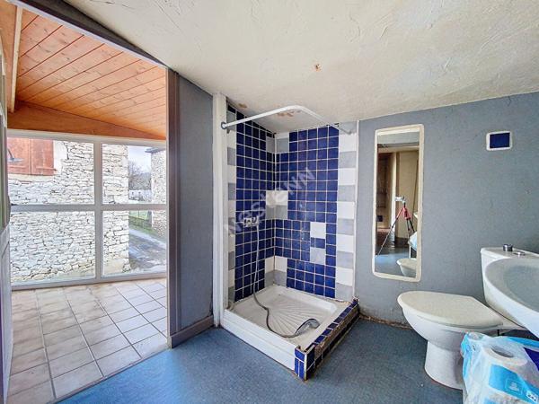 Maison petit prix à 5km de Beaulieu Sur Dordogne - 2 Chambres - 2 Véranda - Visite virtuelle disponible.