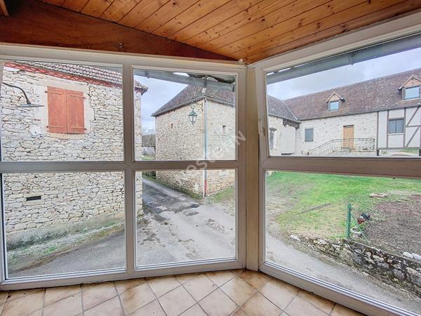 Maison petit prix à 5km de Beaulieu Sur Dordogne - 2 Chambres - 2 Véranda - Visite virtuelle disponible.