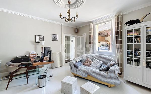 Maison à vendre    5 pièces • 130 m2 Monchy-Saint-Éloi