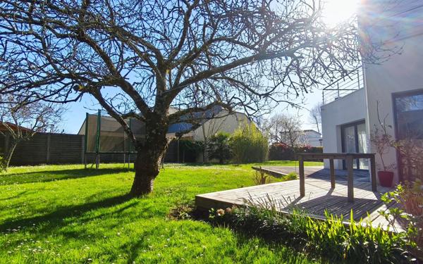 Maison à vendre    6 pièces •  Carquefou