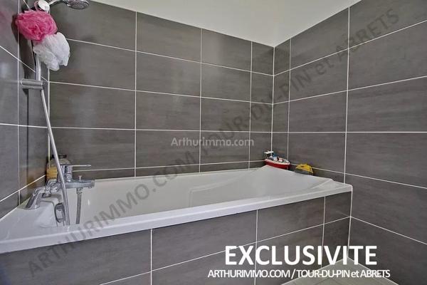 Vente Maison 4 pièces 99 m2 à Les Abrets en Dauphiné