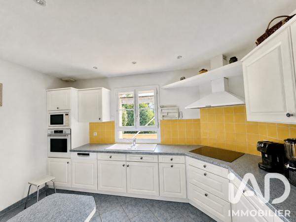 Maison à vendre 6 pièces 133 m² Angoulême