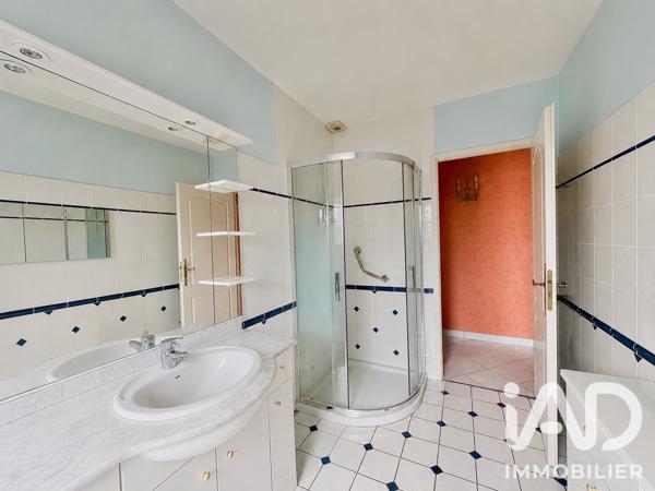 Maison à vendre 6 pièces 133 m² Angoulême