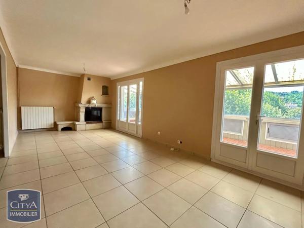 Appartement à louer 4 pièces 110m² Rive-de-Gier (42800)