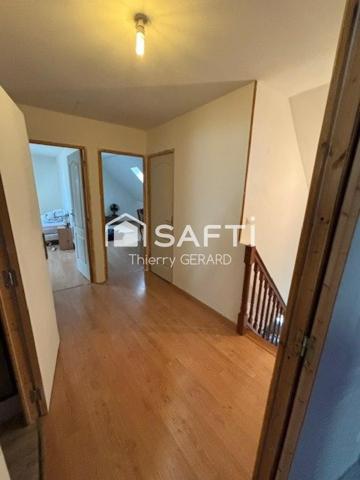 Beau pavillon de 130m2 hab. sur 2288m2 de terrain clos. A 1h30 de Paris, sotie A6 et gare a 15min.