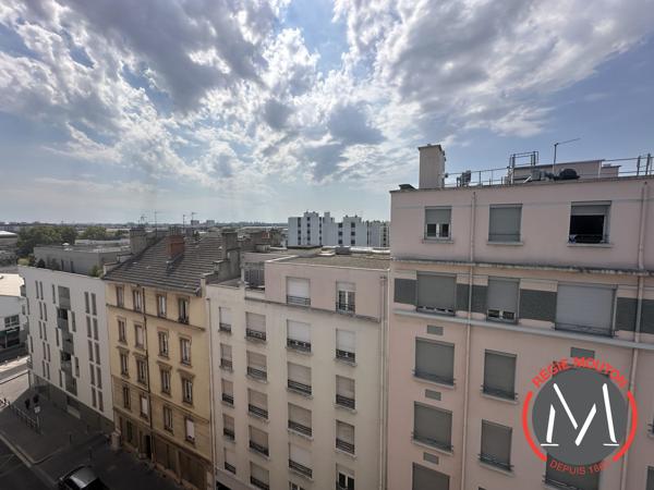APPARTEMENT REFAIT A NEUF