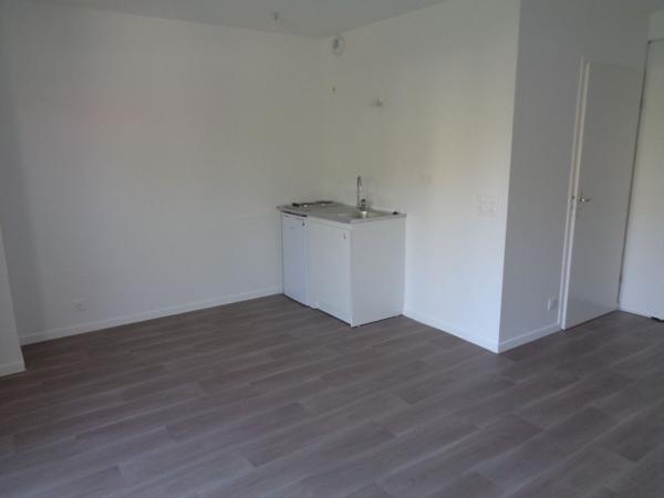 Studio SAVIGNY SUR ORGE 1 pièce 30 m² avec terrasse