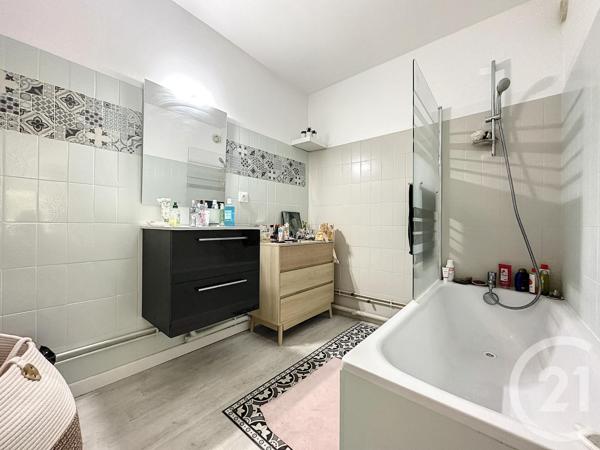 Appartement T3 à vendre  3 pièces - 74 m2 SETE - 34