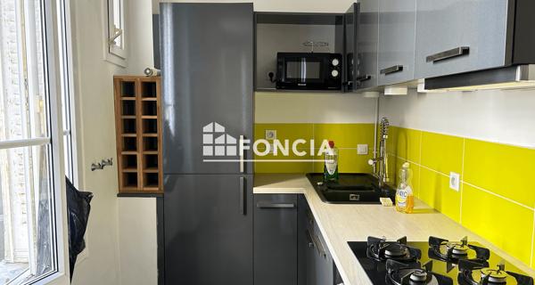 Location Appartement 2 pièces 49.87 m² - Paris 75018