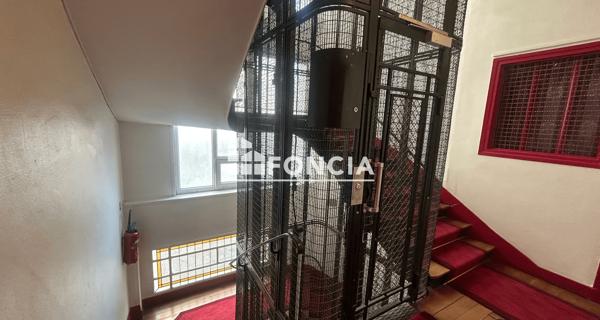 Location Appartement 2 pièces 49.87 m² - Paris 75018