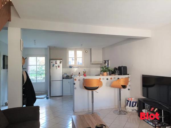 Immeuble 8 pièce(s)