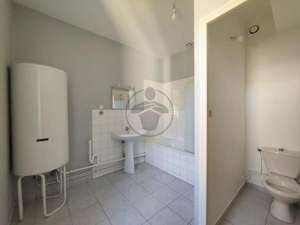 Location                                                      Appartement
                        
                     2 pièces                      58 m2                     à Baume-les-Dames
