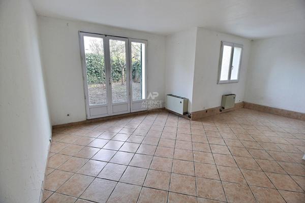 Maison Triel Sur Seine 6 pièces 94 m2 €326 000 ** - Référence 946