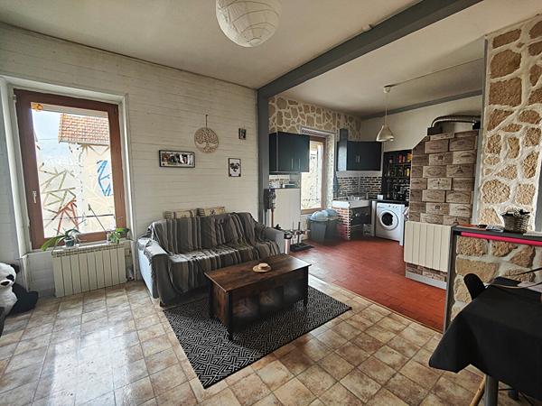 Appartement Imphy 2 pieces de 45 m2, Imphy, Paris 2h30, investissement locatif