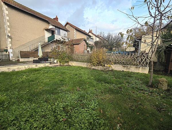 Appartement Imphy 2 pieces de 45 m2, Imphy, Paris 2h30, investissement locatif