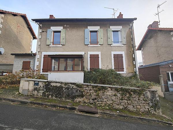 Appartement Imphy 2 pieces de 45 m2, Imphy, Paris 2h30, investissement locatif