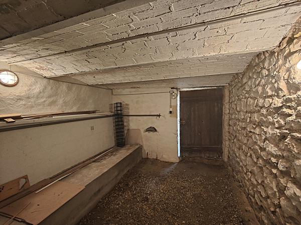 Appartement Imphy 2 pieces de 45 m2, Imphy, Paris 2h30, investissement locatif