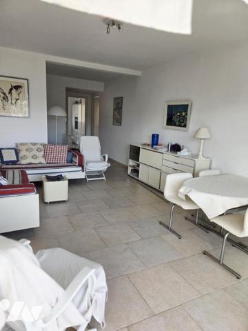 Duplex 3 pièces en centre-ville de Cavalaire 