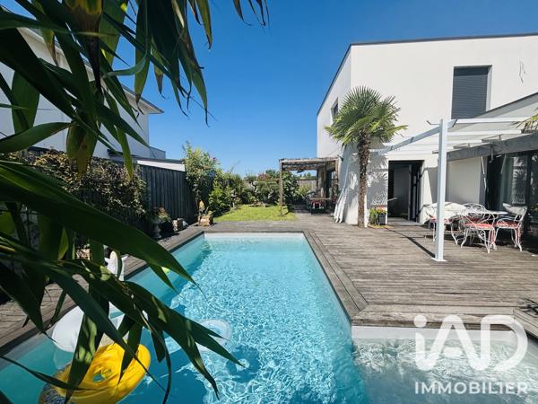 Maison à vendre 5 pièces 128 m² Artigues-près-Bordeaux