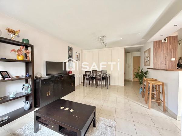 Appartement 4 pièces avec loggia, double box et cave