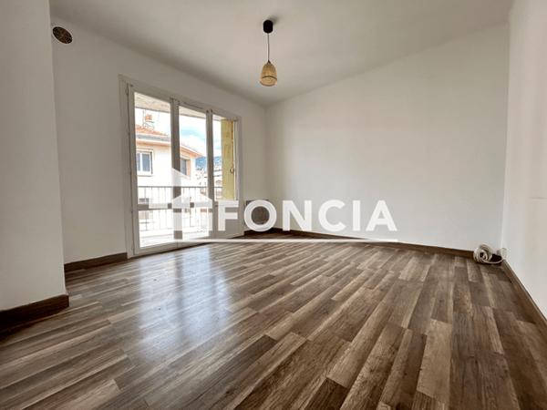 Location Appartement 2 pièces 35.4 m² - 1 CHEMIN DU PONT DE BOIS Toulon 83200